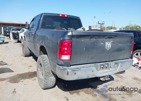 2018 Ram 2500 Tradesman 4X4 6'4 Box from USA, damaged, VIN 3C6UR5CL2JG418381